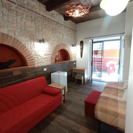 Big Mama Jungle Rooms Террачина Экстерьер фото