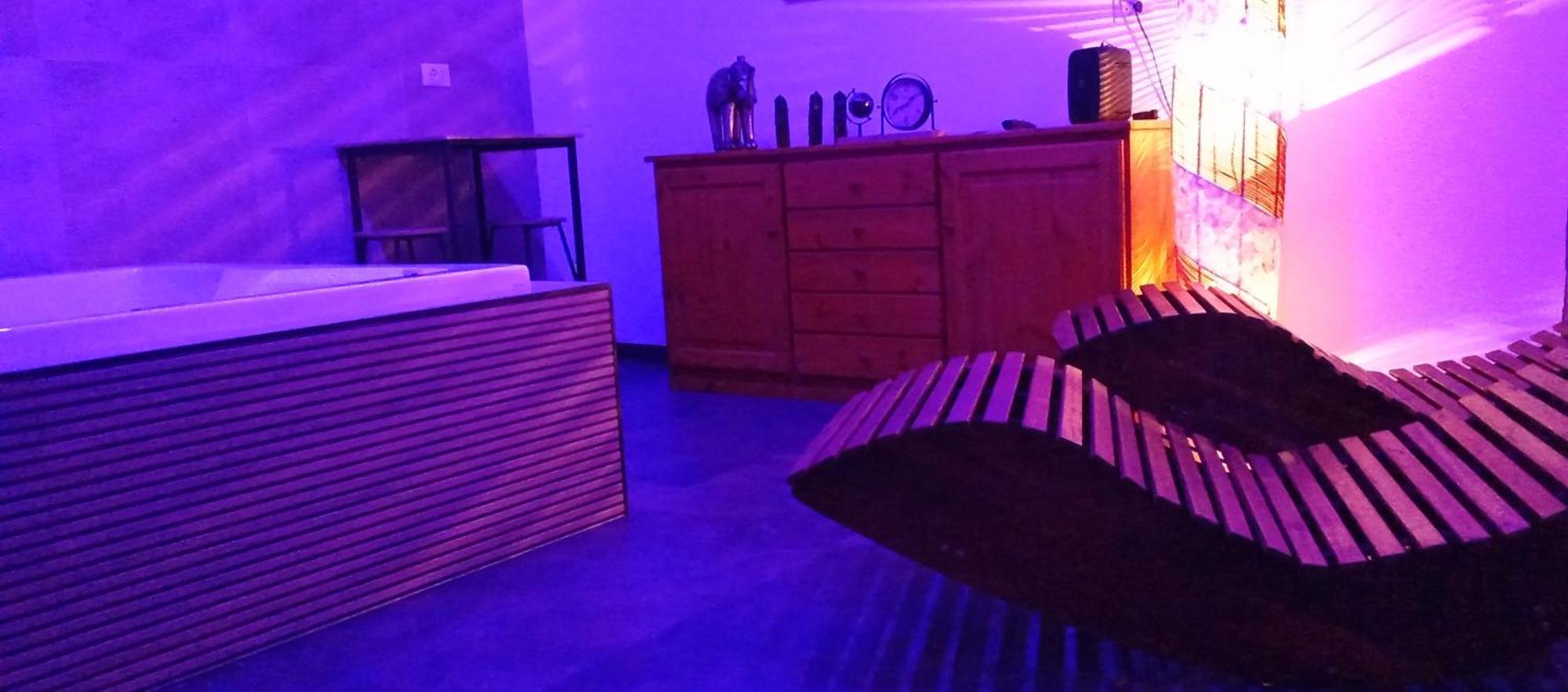 Big Mama Jungle Rooms Террачина Номер фото